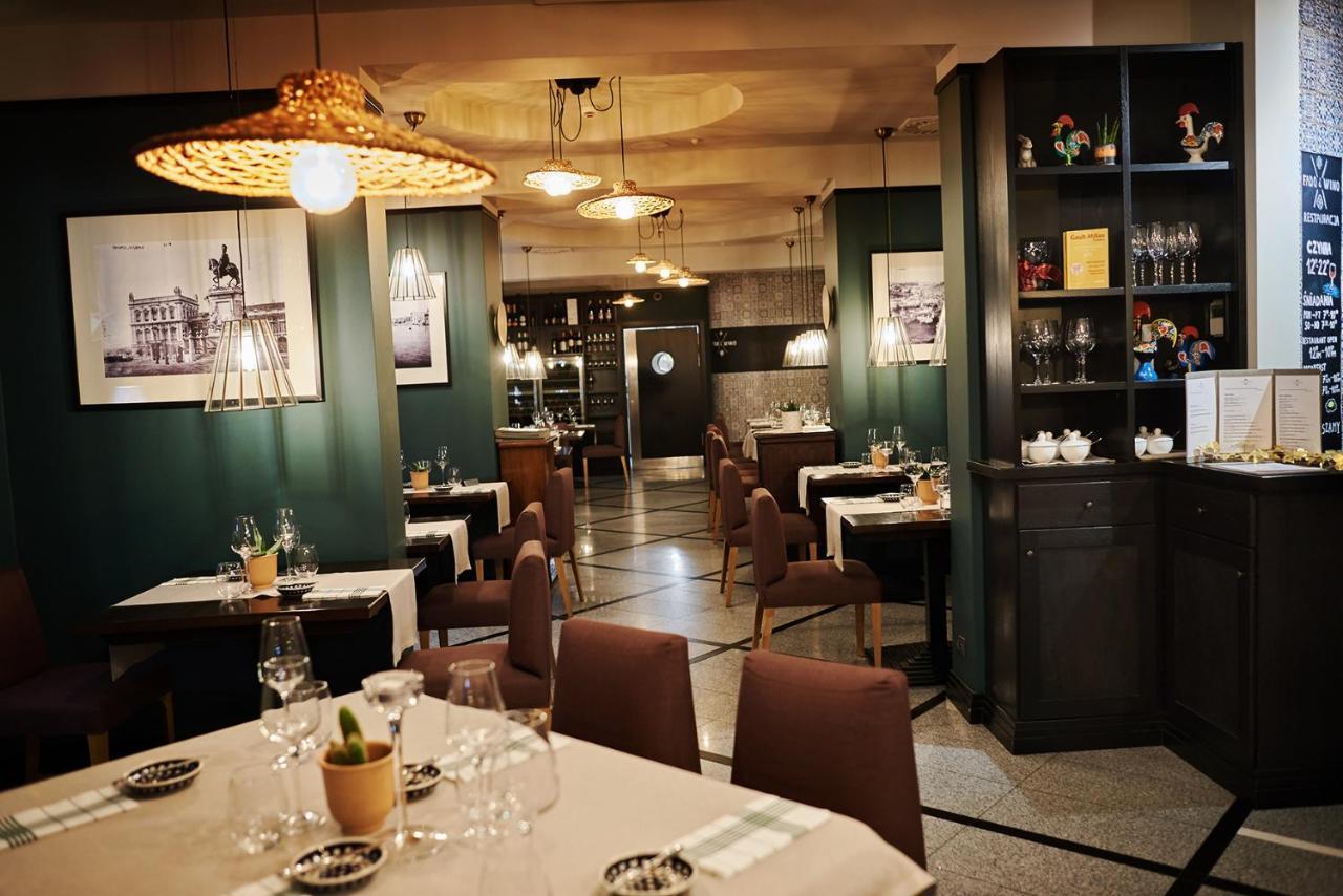 Hotel Fado Spa & Restaurant Swidnica  Luaran gambar