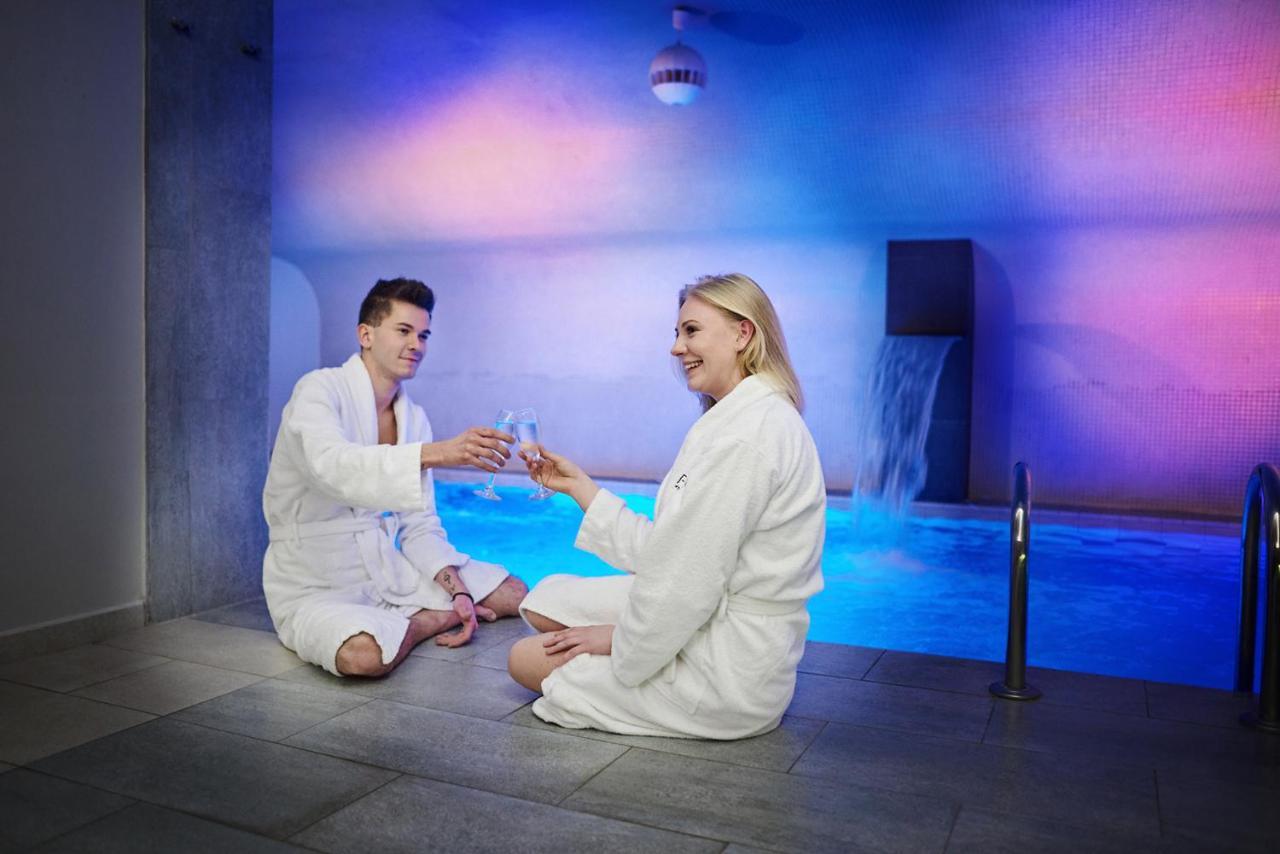 Hotel Fado Spa & Restaurant Swidnica  Luaran gambar