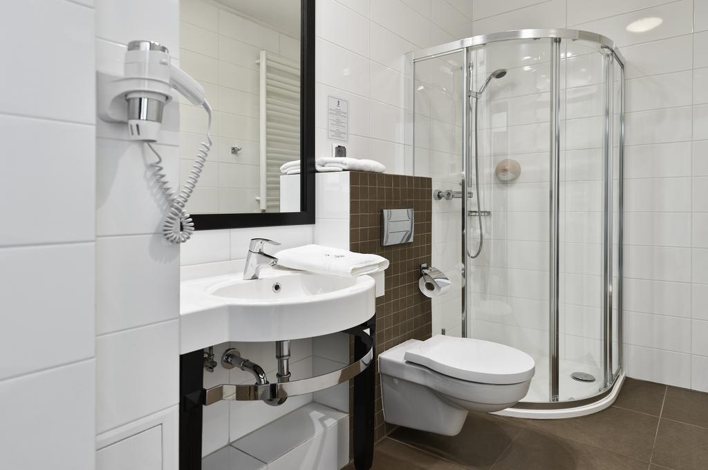 Hotel Fado Spa & Restaurant Swidnica  Luaran gambar