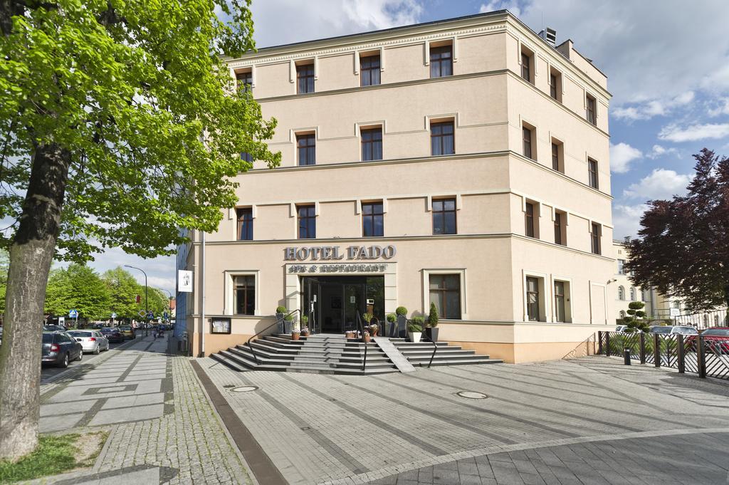 Hotel Fado Spa & Restaurant Swidnica  Luaran gambar