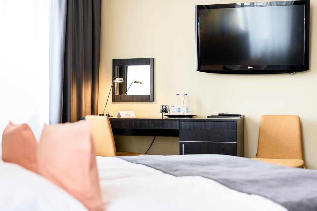 Hotel Fado Spa & Restaurant Swidnica  Luaran gambar