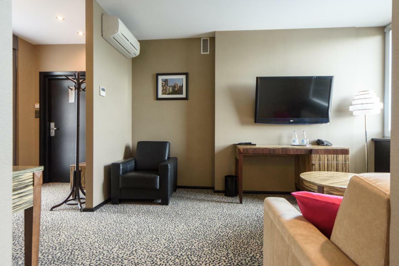 Hotel Fado Spa & Restaurant Swidnica  Luaran gambar